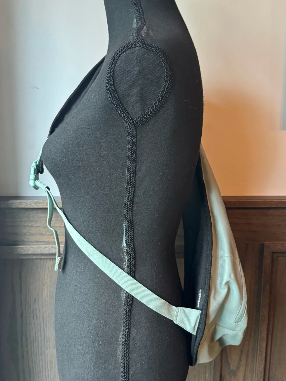 Sherpani Espirit Crossbody Sling Bag in surf blue